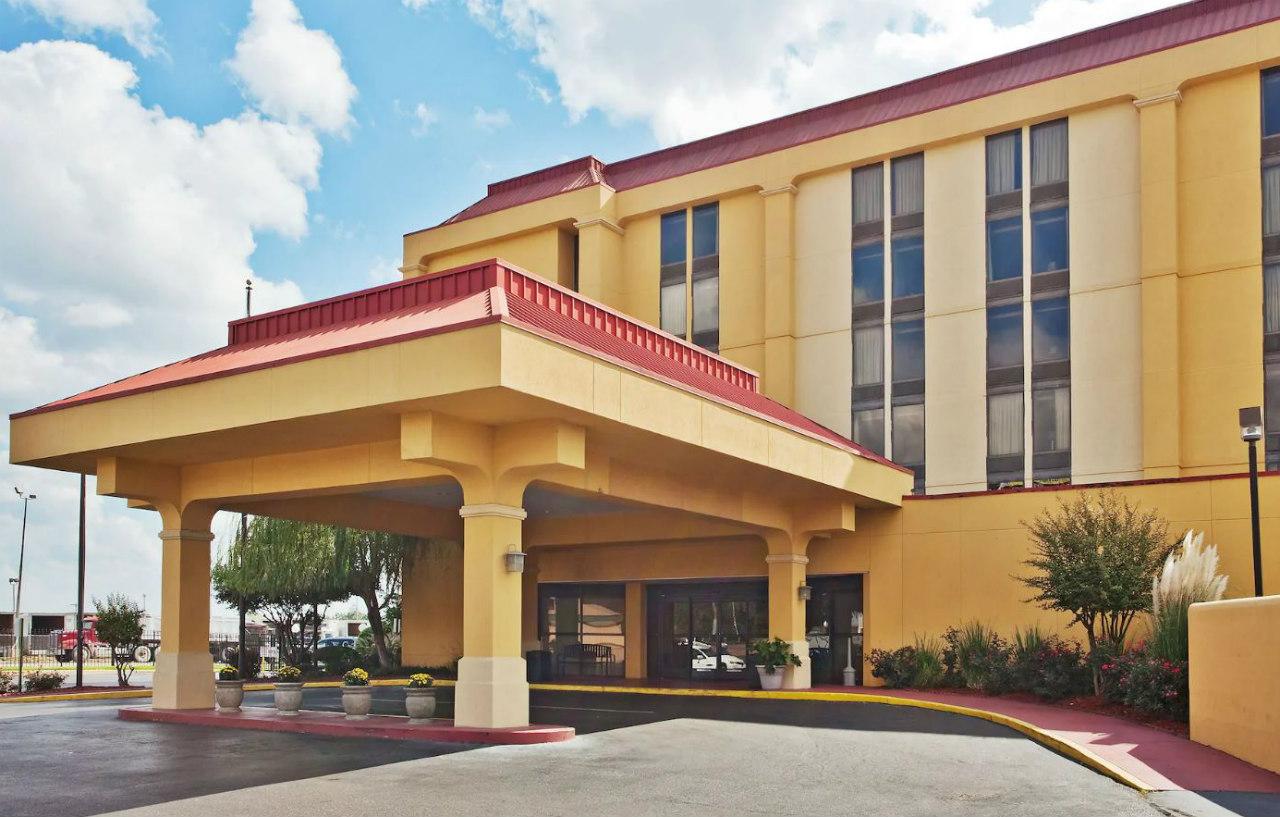 La Quinta By Wyndham Memphis Airport Graceland מראה חיצוני תמונה