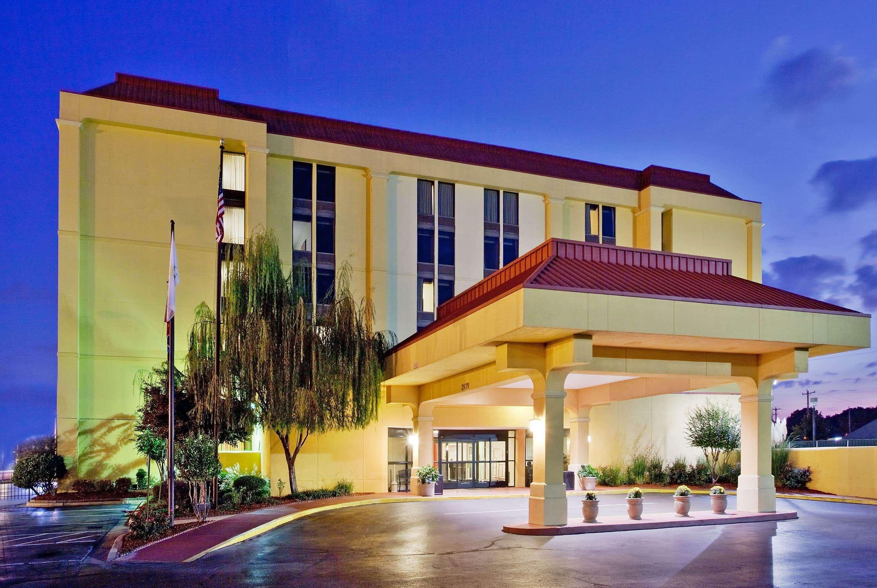 La Quinta By Wyndham Memphis Airport Graceland מראה חיצוני תמונה
