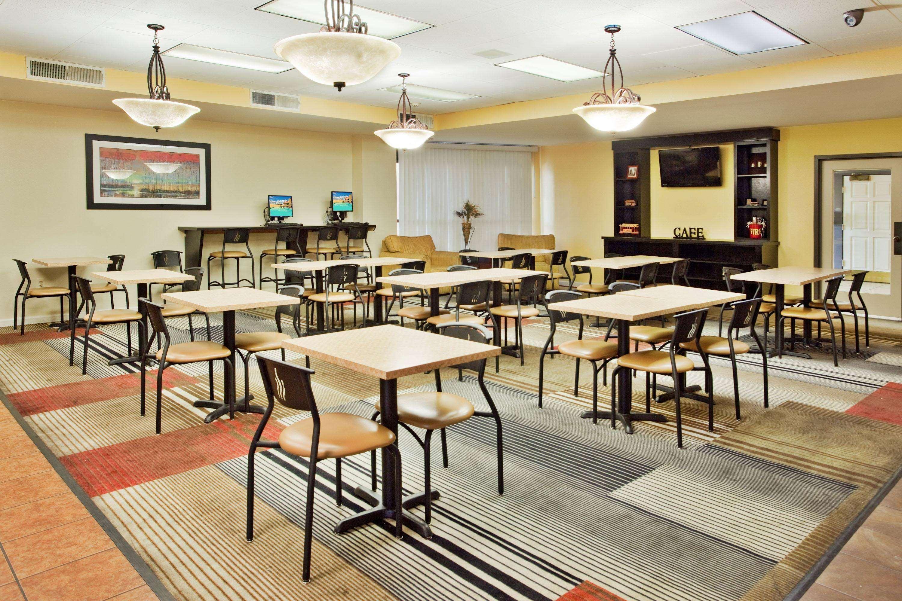 La Quinta By Wyndham Memphis Airport Graceland מראה חיצוני תמונה