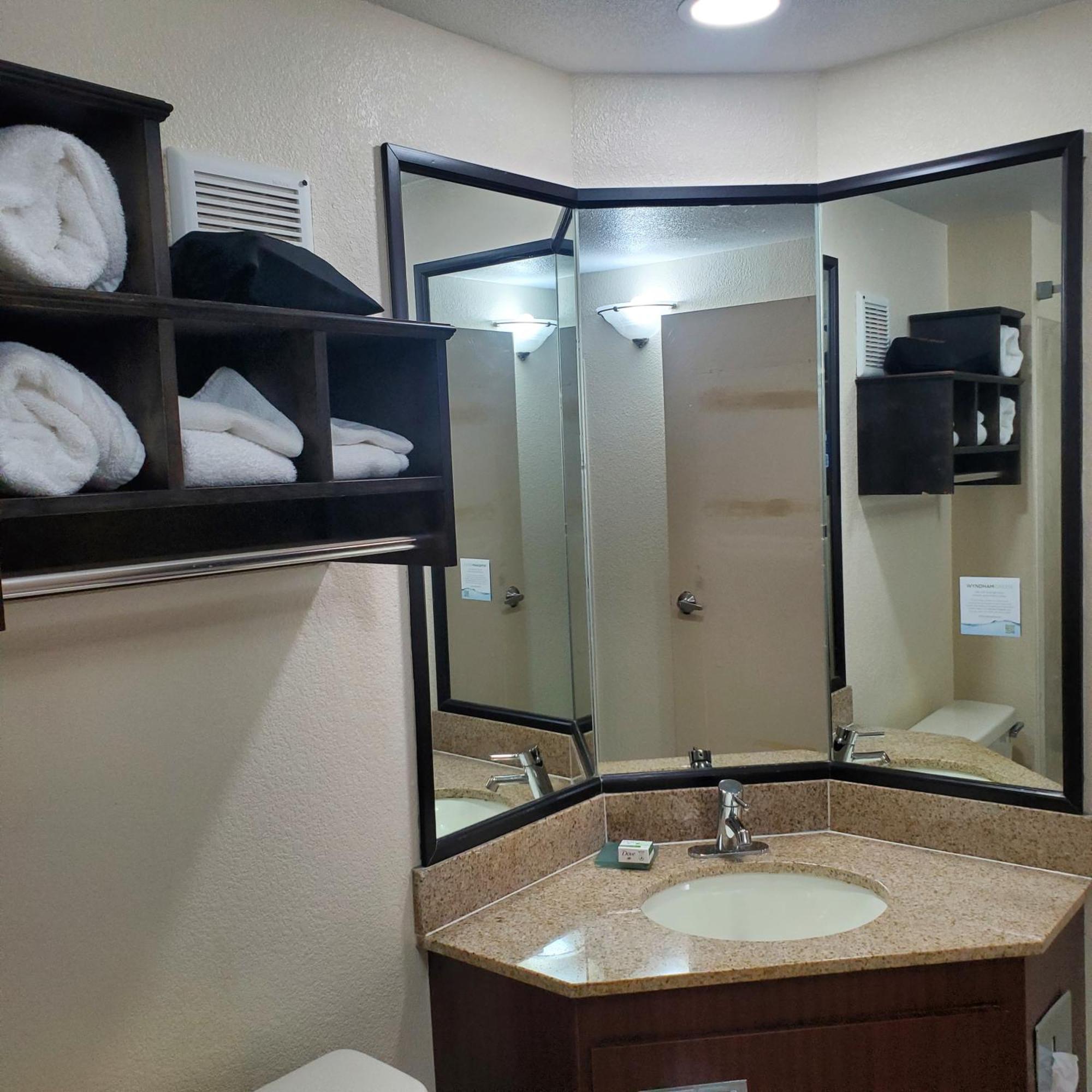 La Quinta By Wyndham Memphis Airport Graceland מראה חיצוני תמונה